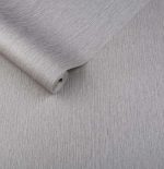 Es un papel de pared con textura gris que tiene líneas verticales.
